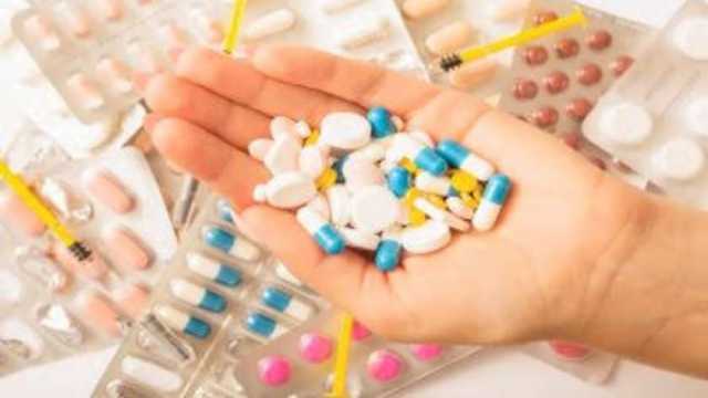 قرار مهم من «الصحة» بشأن صرف المضادات الحيوية