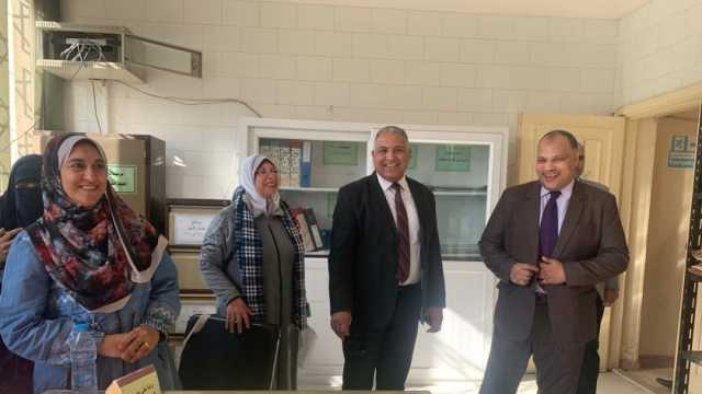 نائب رئيس جامعة الأزهر يتابع انتظام العملية التعليمية بكلية البنات