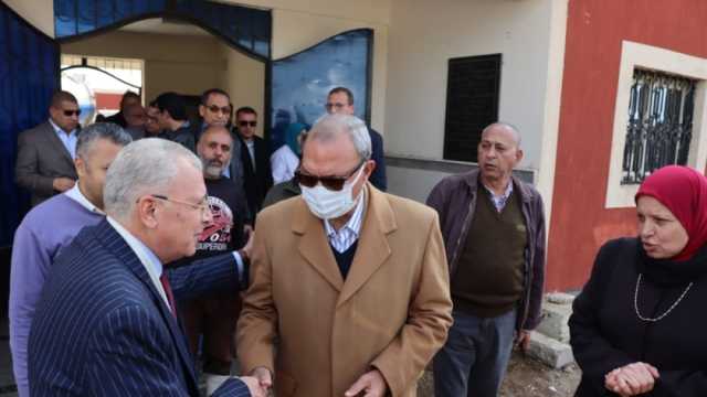 محافظ القليوبية يتفقد أعمال إصلاح عطل مفاجئ في خط الصرف الصحي بمجزر كفر سعد