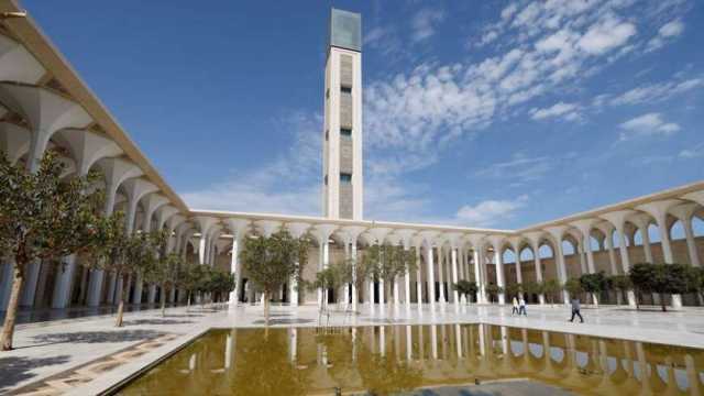 مواقيت الصلاة وموعد أذان الفجر في الجزائر اليوم الجمعة 29-3-2024