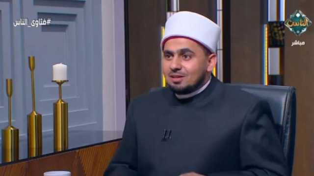 سيدة: «بناتي بيعاملونى وحش».. وأمين الفتوى: ادع لهن بالهداية (فيديو)