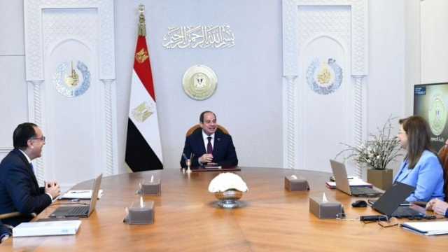 السيسي يوجّه بتحسين مسار توطين صناعة النقل في مصر