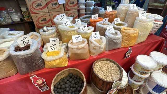 ضخ 300 طن سلع غذائية بأسعار مخفضة في الأقصر