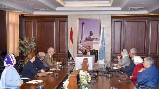 محافظ الإسكندرية: بدء أعمال تطوير شاطئ ذوي الهمم بالأنفوشي