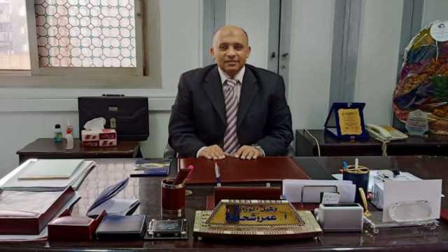 وكيل «تعليم مطروح» يحيل 18 عاملا بالمديرية للتحقيق لعدم الانضباط