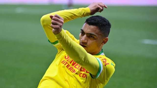 أهداها هدفا خياليا على طريقة ميسي.. من هي زوجة مصطفى محمد؟ (فيديو)