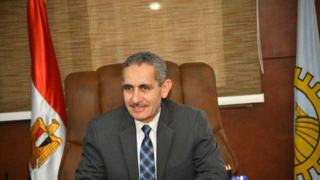 محافظ الغربية يتابع نسب تنفيذ مشروعات رصف الطرق والمحاور