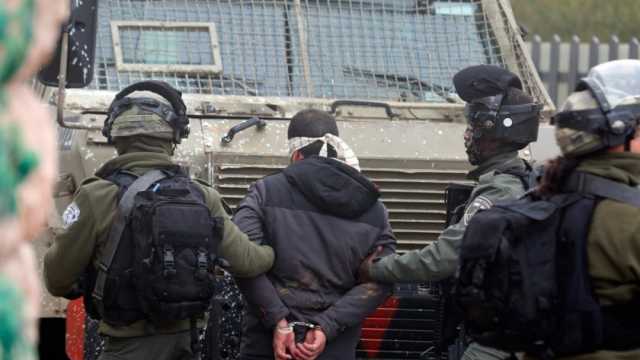 مسؤول إسرائيلي يصف الفلسطينيين بالنمل.. ومحلل سياسي: الاحتلال متعطش للدماء