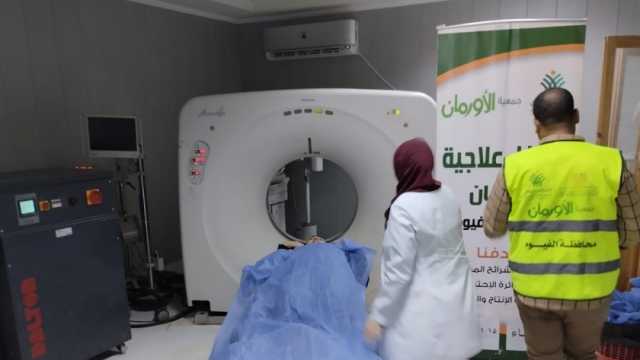 الكشف الطبي على 90 مريضا من غير القادرين خلال قافلة مجانية بالفيوم