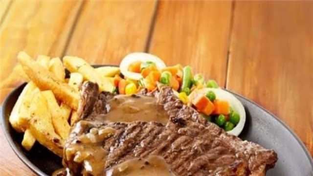 معلقة واحدة من هذا المكون لنجاح بيكاتا اللحمة بالمشروم في البيت
