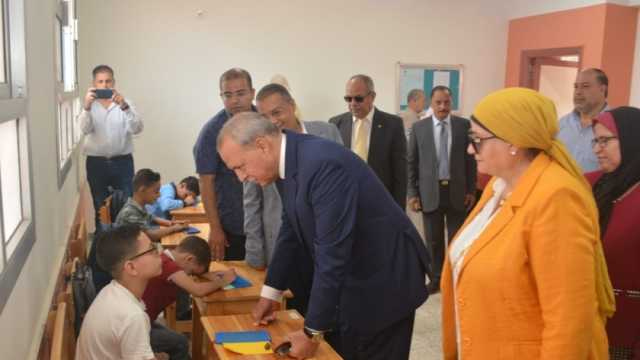 محافظ القليوبية يوجه بتوعية الطلاب بالمشروعات القومية وخطورة التغيرات المناخية