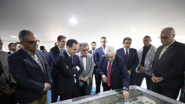 وزير التعليم العالي يتفقد أعمال إنشاء الجامعة الفرنسية في مدينة الشروق