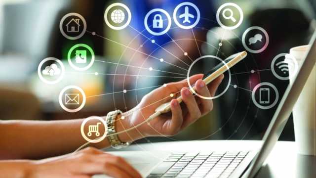 خبراء الاتصالات يطالبون الحكومة الجديدة بدعم الشركات وتوفير فرص تدريب للشباب