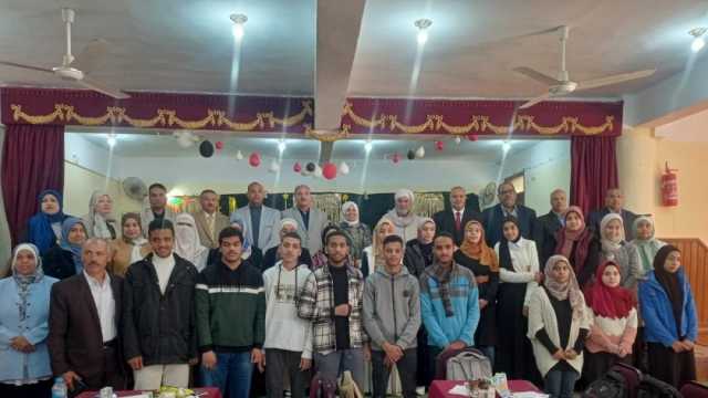 مدرسة قفط تفوز بتصفيات أوائل طلاب الثانوية في قنا