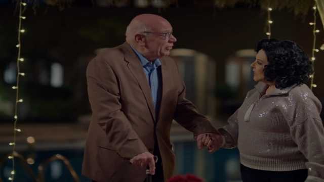مسلسل كامل العدد+1 الحلقة السابعة.. حياة تحتفل بعيد زواجها 