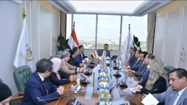 وفد الشعب الجمهوري يبحث مشكلات الدعم النقدي والعيني مع وزير التموين