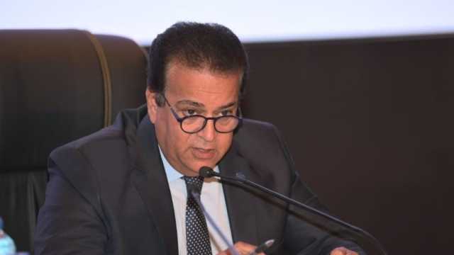 وزير الصحة يعقد مؤتمرا صحفيا مع نظيره التركي بعد قليل