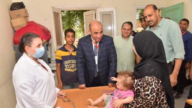 فحص 540 مواطنا بقرية شطب في قافلة طبية لجامعة أسيوط