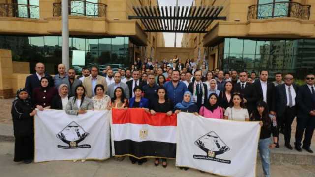 «التنسيقية» تنظم وقفة احتجاجية لتفويض الرئيس السيسي ودعم موقفه الرافض لتهجير الفلسطينيين
