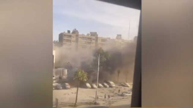 مراسل «القاهرة الإخبارية» يكشف تفاصيل تدمير مبنى القنصلية الإيرانية في دمشق