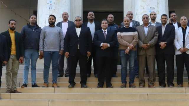 رئيس جامعة جنوب الوادي يوجه بتعظيم الاستفادة من معامل كلية الهندسة