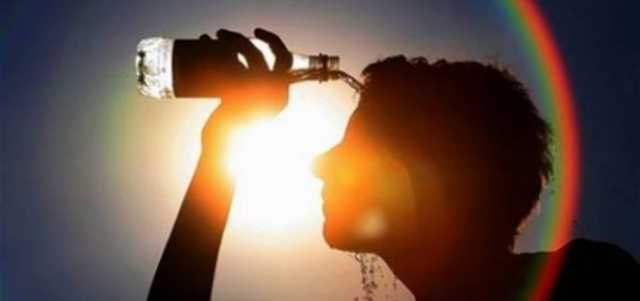 5 طرق لإنقاذ مصاب ضربات الشمس أثناء الموجة الحارة.. «رطب جسمه في الحال»