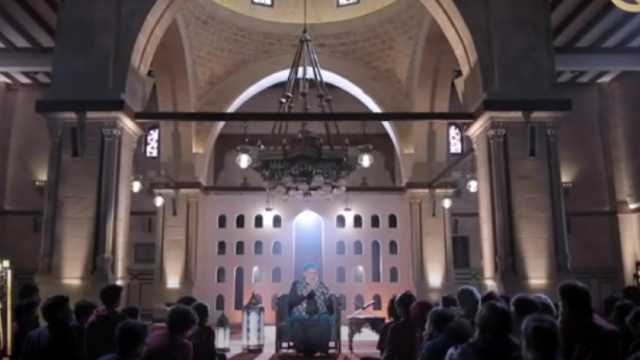طفل يسأل: ينفع أهرز مع زمايلي بالشتائم؟.. وعلي جمعة: ليس من العفاف أو الرقي