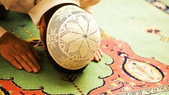 مواقيت الصلاة اليوم الثلاثاء.. الفجر في القاهرة 4:40 صباحًا