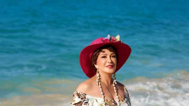 لبلبة: محظوظة بتقديم عملين محفورين في تاريخ السينما مع أحمد زكي