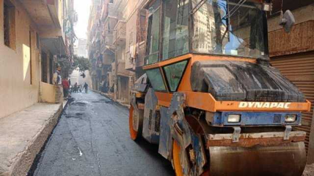 بتكلفة مليون و500 ألف.. محافظ الشرقية يتابع أعمال رصف حي ثانٍ بالزقازيق