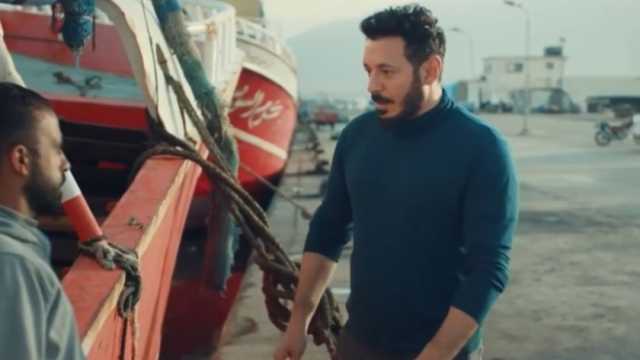 هل يقنع مصطفى شعبان تاجر السويس ببيع السمك له في مسلسل المعلم؟