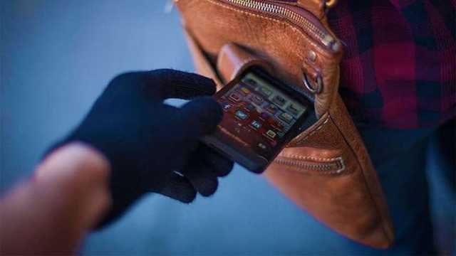 بدون إنترنت.. ميزة جديدة من جوجل تساعدك على تتبع هاتفك المسروق والتحكم فيه
