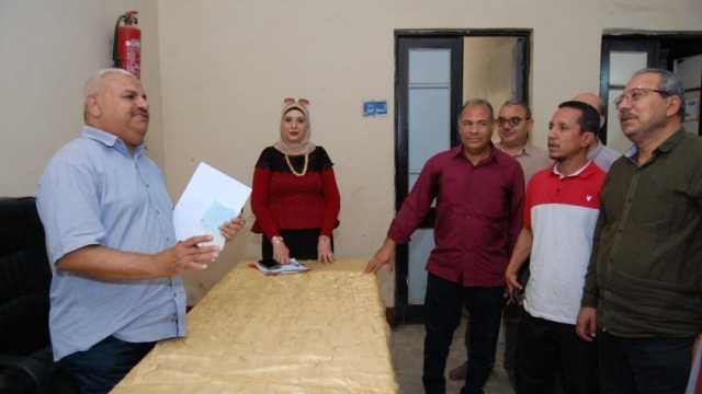 مركز أخميم ينظم مسابقة للتميز الوظيفي بالوحدات المحلية.. اعرف الشروط