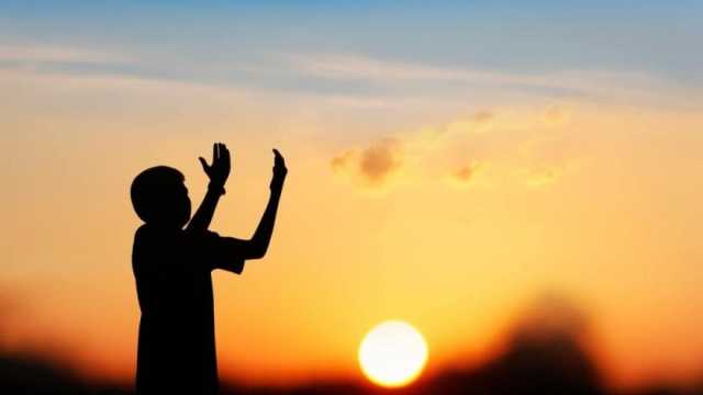 عبادات ممارستها تجلب الزرق والرضا من الله.. «اقتداء بالصحابة»