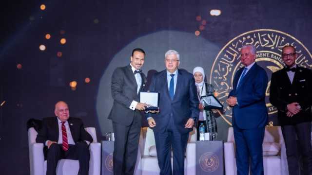 وزير التعليم العالي يشهد تخريج الحاصلين على دراسات عليا بـ«العربية للعلوم الإدارية»