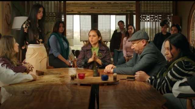 مسلسل فراولة الحلقة 6.. أحمد فهيم يحمّل نيللي كريم مسئولية ما حدث للشركة