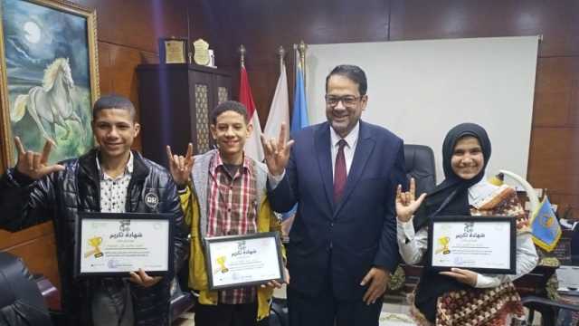طلاب «الصم وضعاف السمع» بالغربية يفوزون بجائزة من «جوتة» عن تاريخ الحمص والحلاوة