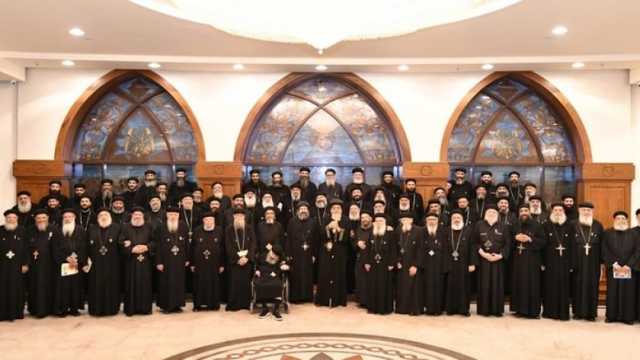 البابا تواضروس يلتقي كهنة قطاع عين شمس والمطرية وحلمية الزيتون وأسرهم