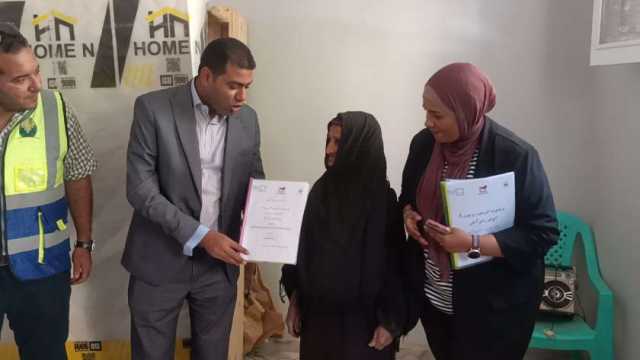 مؤسسة حياة كريمة تعيد تأهيل وبناء 10 منازل بعد احتراقها في سوهاج