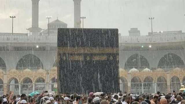 أمطار غزيرة وسيول على مكة.. الأرصاد السعودية تحذر من طقس الأسبوع