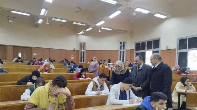 نائب رئيس جامعة بنها: توفير بيئة آمنة ومناسبة للطلاب لأداء الامتحانات