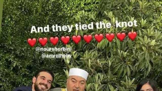 اللقطات الأولى من عقد قران لاعبة الاسكواش نور الشربيني