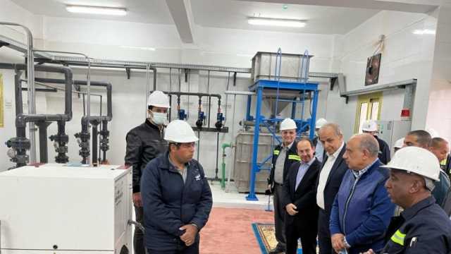 وزير قطاع الأعمال العام يفتتح وحدة تركيز الصودا «المبخرات» بالإسكندرية