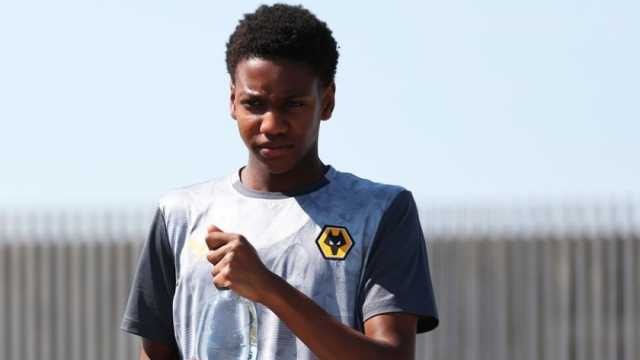 لاعب مصري مرشح لمجاورة محمد صلاح في ليفربول.. من هو ألفين أيمن؟
