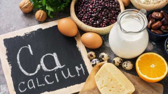5 أطعمة تحتوي على كالسيوم أكثر من تناول كوب حليب يوميا