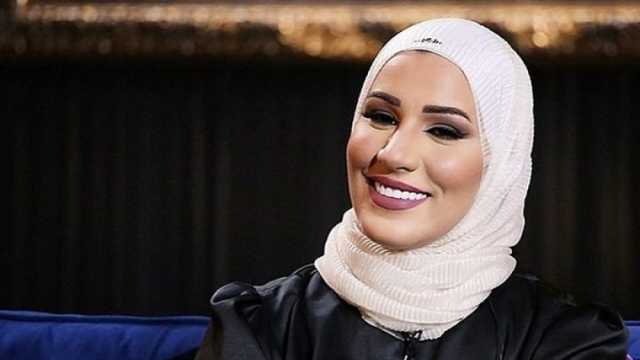 نداء شرارة تؤدي ابتهال «السعي» للشيخ محمد عمران أمام الرئيس السيسي