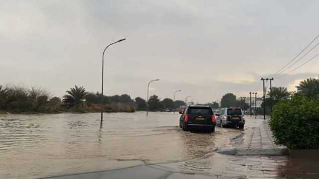 السيول تجرف التلاميذ.. آخر تطورات الحالة الجوية في عمان