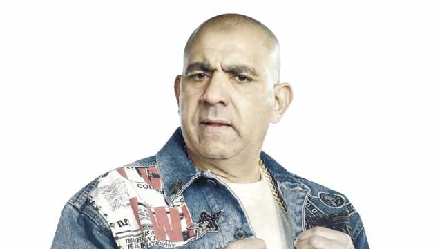 محسن منصور أيقونة الشر والكوميديا في «عتبات البهجة ومسار إجباري»