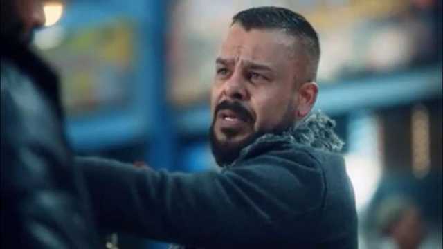 مسلسل المعلم الحلقة 9.. هل يتزوج منذر رياحنة من هاجر أحمد؟