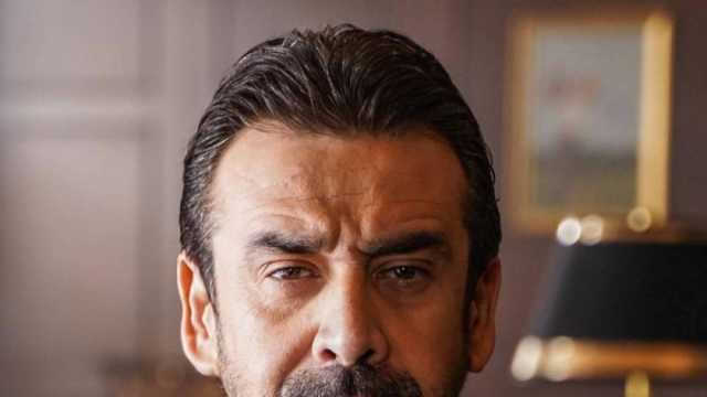 أول ظهور للفنان كريم عبد العزيز في السينما.. مشهد من 46 عاما